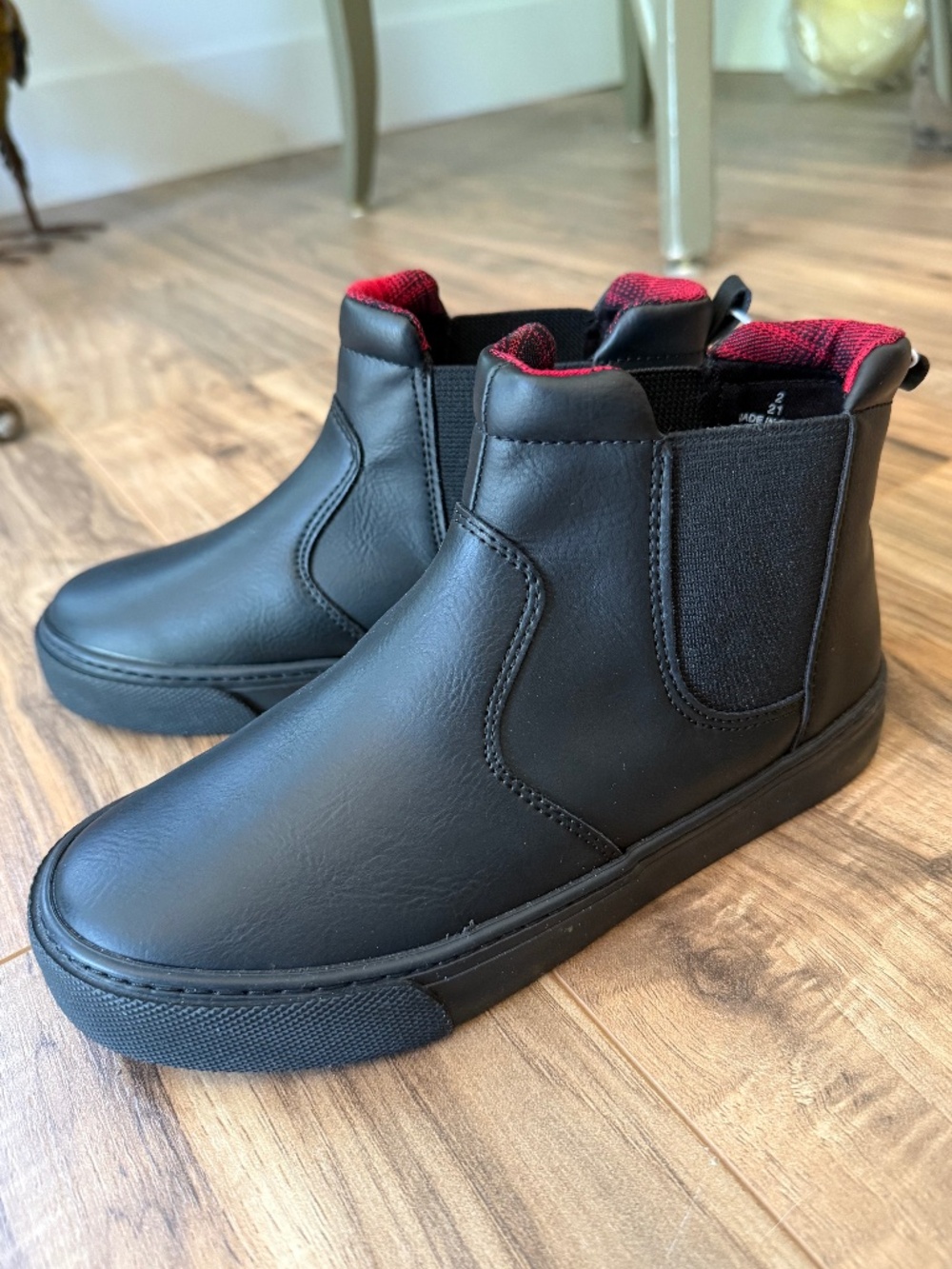 Old Navy Sneaker Chukka Boot